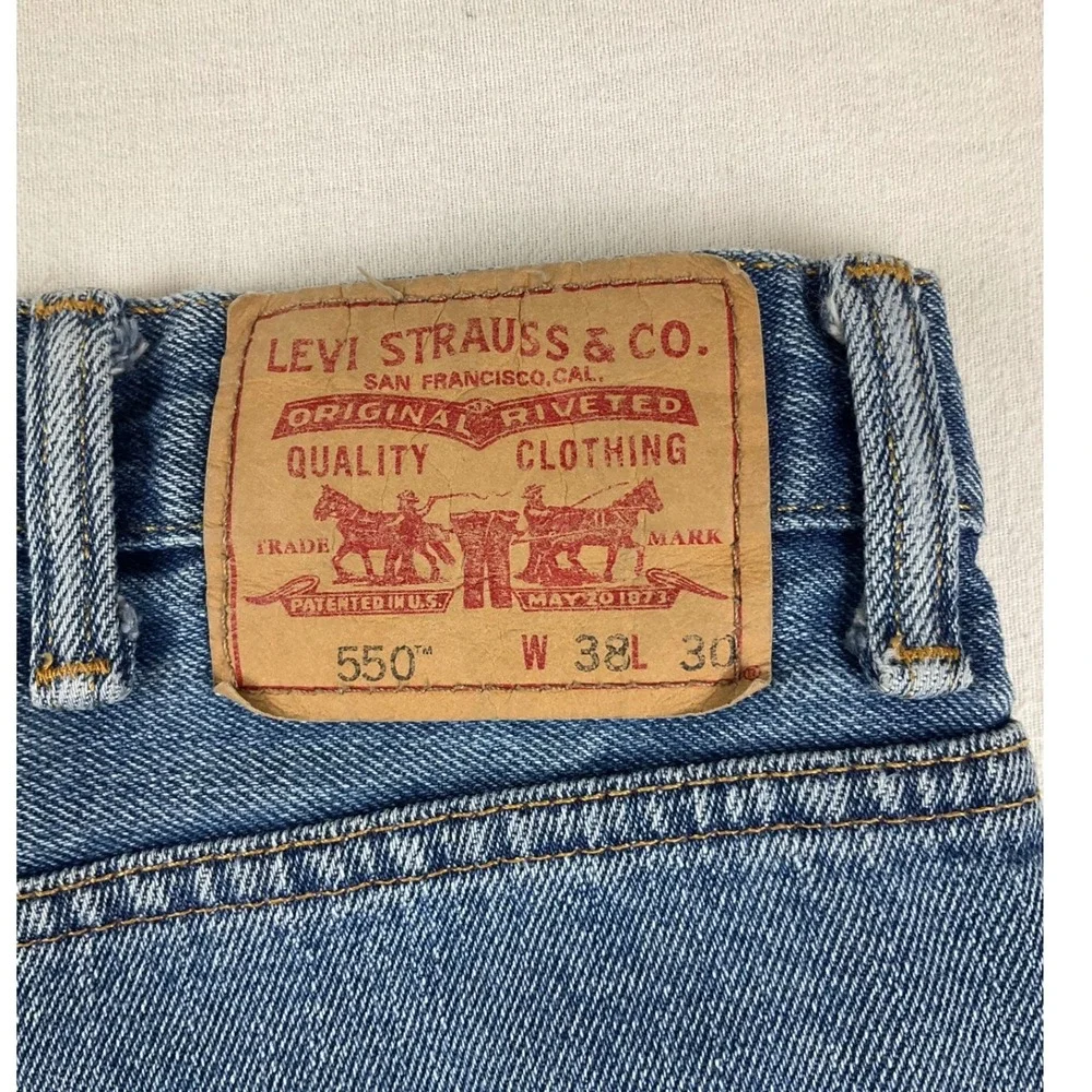 Levis 550 Mens Relaxed Fit Tapered Leg Blue Denim Jeans 38x30 (fits 34x27)